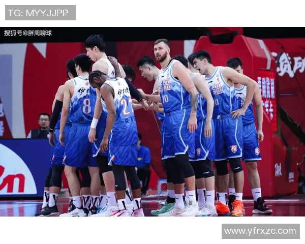 选秀赛场爆发小插曲，裁判如何处理？