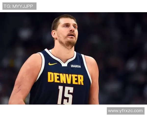 掘金赛场突发小插曲裁判沉着应对化解矛盾保障比赛顺利进行